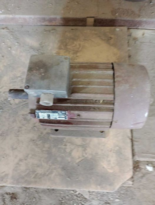 Електрически мотори 150 лв броя