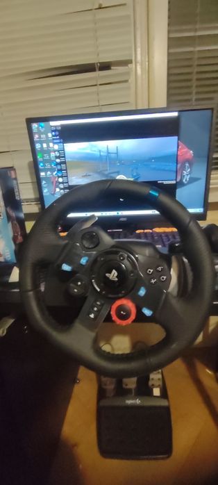 logitech g29 със скоростен лост педали и подарък слушалки mpow 059