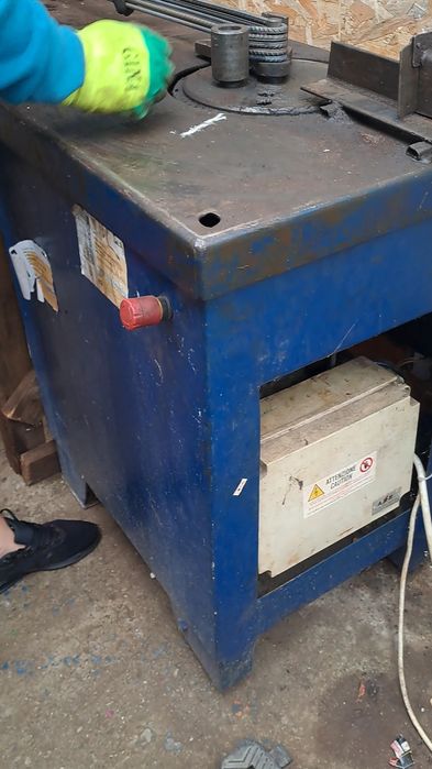 Etrieri si stalpi pentru casa gata legati!
Etrieri 20/20 2.7 lei bucat