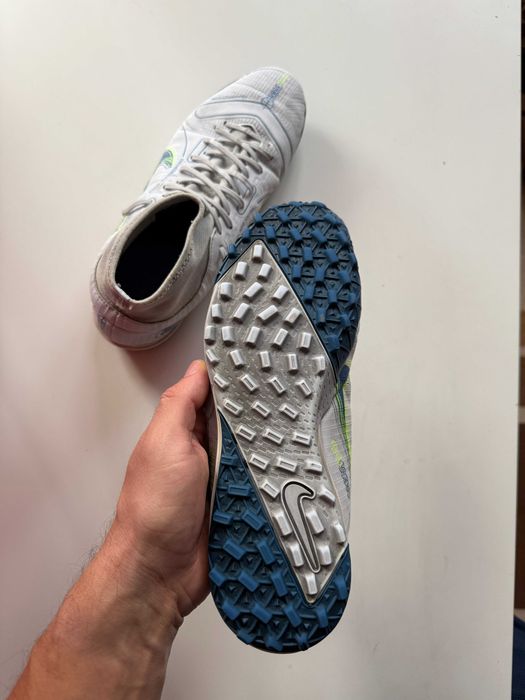 Обувки за футбол Nike SUPERFLY 8 ACADEMY TF / 42