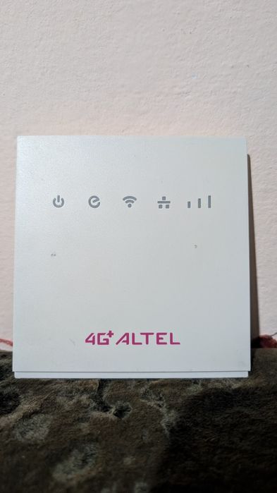 Роутер Алтел 4G wi-fi, можно через шнур подключить