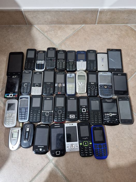 Lot telefoane funcționale