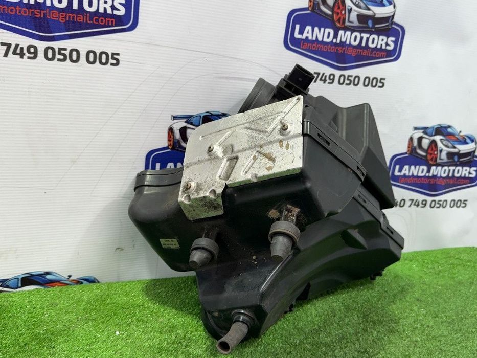 Carcasa filtru aer 2010 bmw 116d seria 1 e87 lci 2.0 diesel cod oem 13717797460 2004-2013