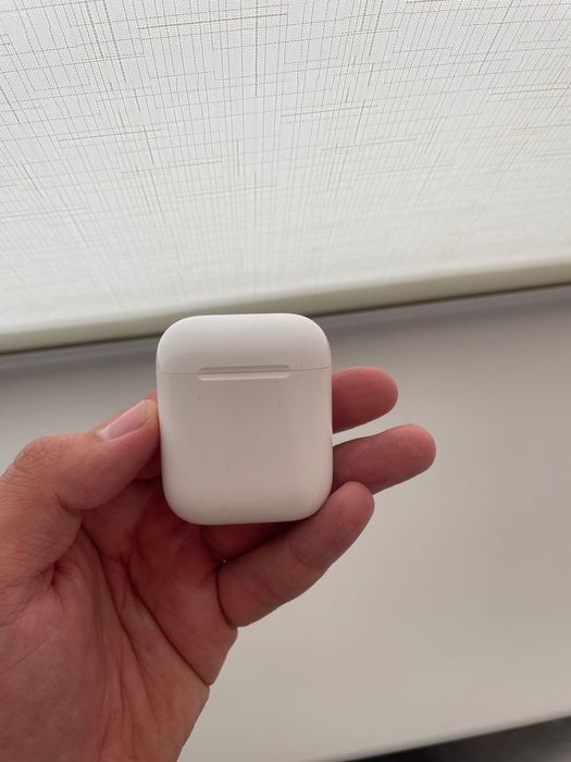 Продам airPods 2