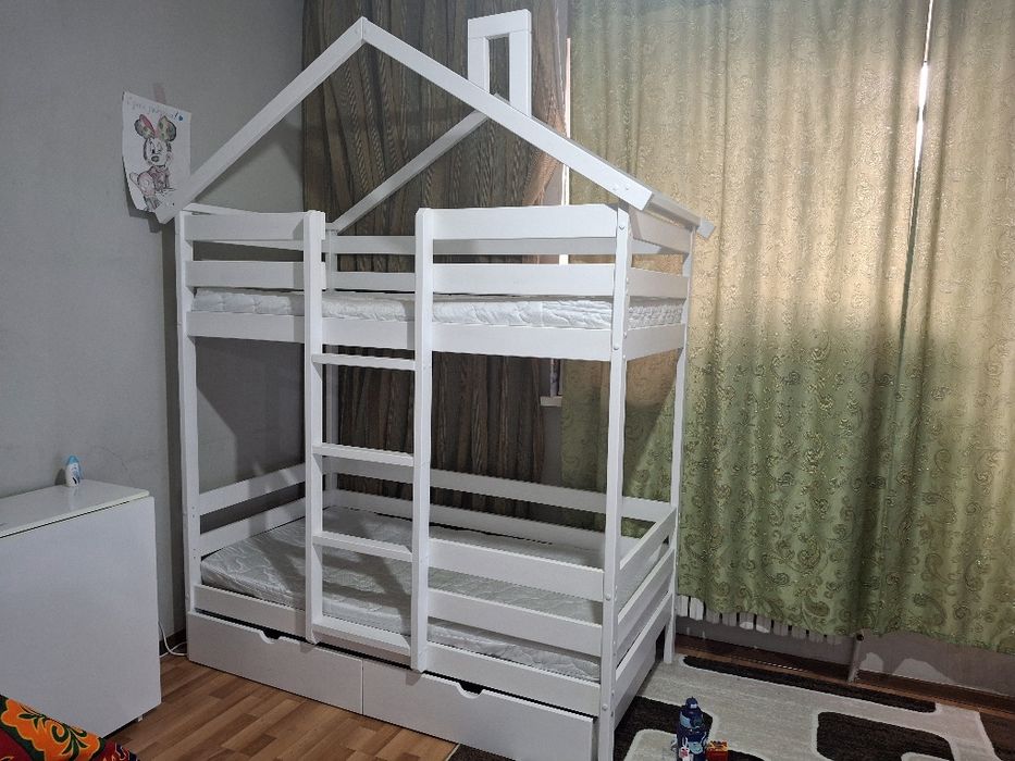 Двухъярусная кровать 165*85