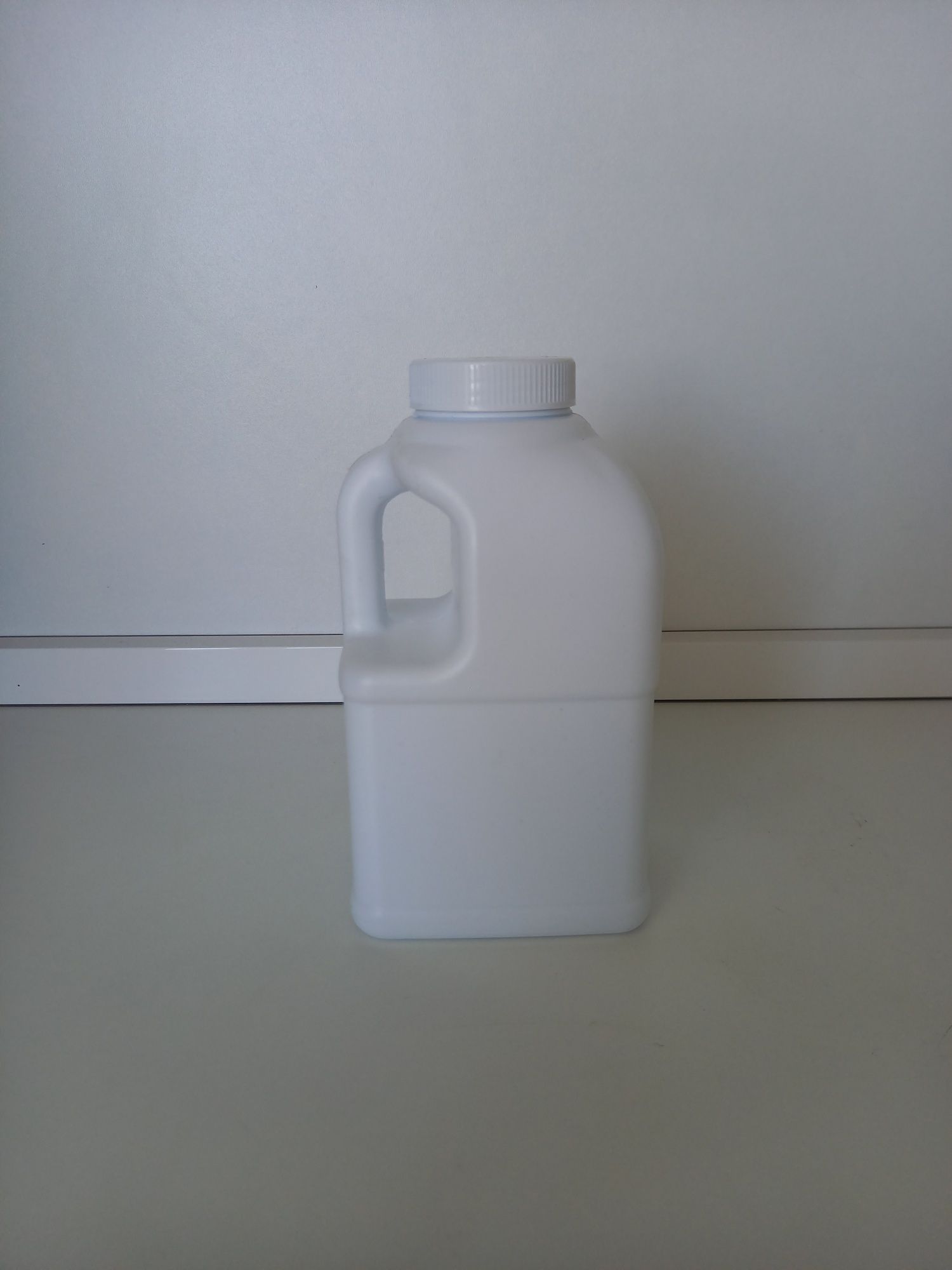 Пластмасови бутилки  (HDPE)