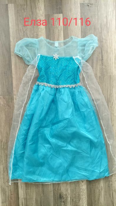 Детска рокля на Елза размер 110/116 на HM