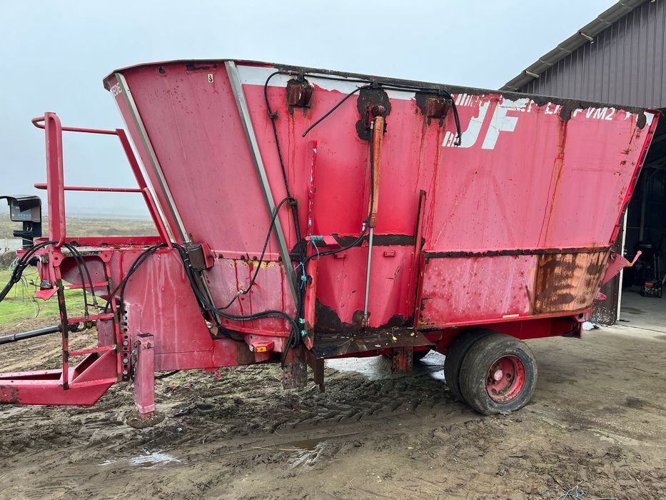 Remorca tehnologica cu cantar