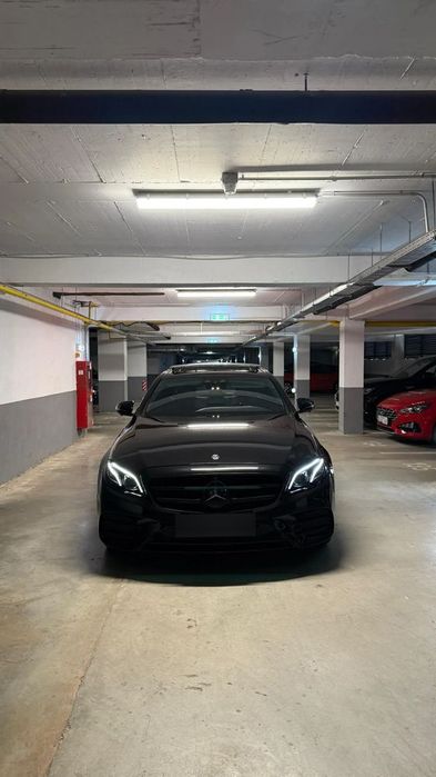 Mercedes-Benz E Mercedes-Benz E400d 4MATIC AMG Line (2019)