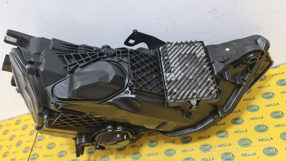 Faruri far full led matrix laser Audi A7 S7 C8 4K 4K8941085F