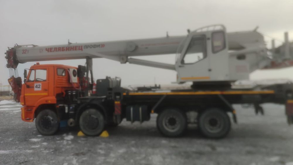 Услуги крана автокрана КамАЗ МАЗ.есть напарник