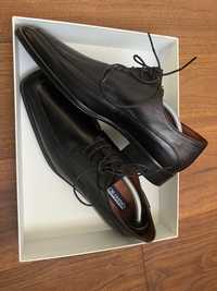 Мъжки, чисто нови официални обувки
