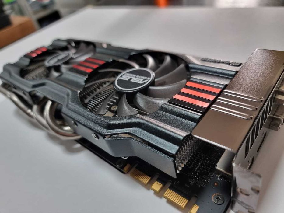 ASUS GeForce GTX-770 4Gb DirectCU II OC
