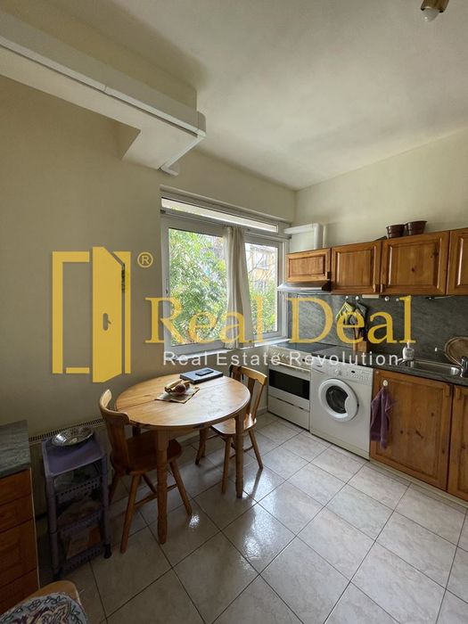 Дава се под наем Едностаен апартамент в София, Център - 40 кв.м за 385 € - Снимка #5