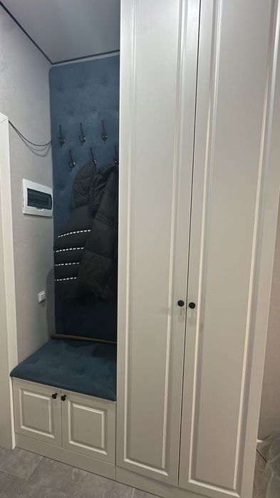 Продам прихожую из материала мдф