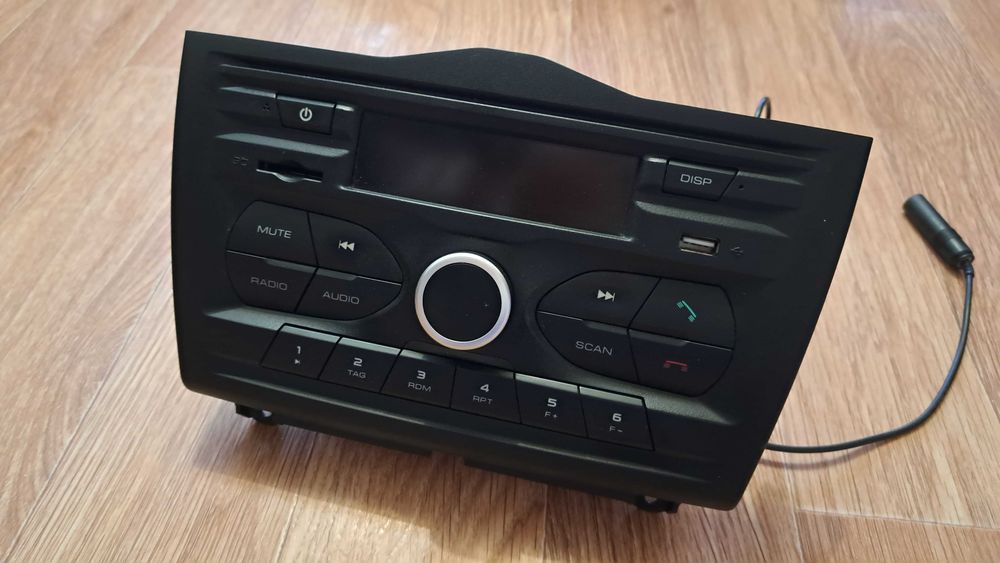 Продам магнитолу