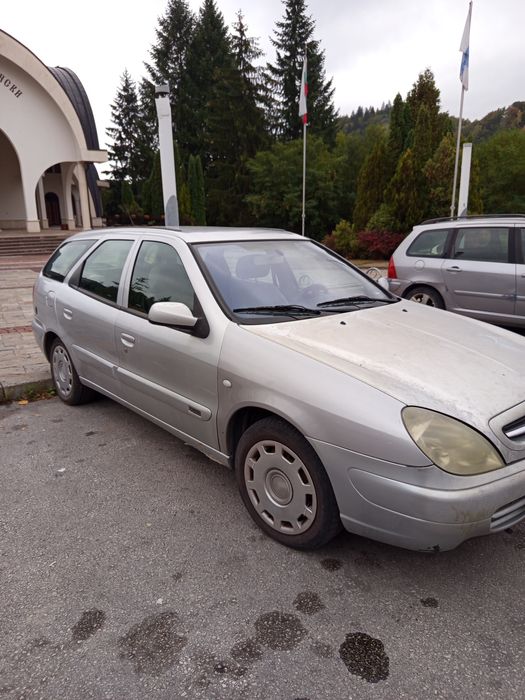 Лек автомобил Citroen
