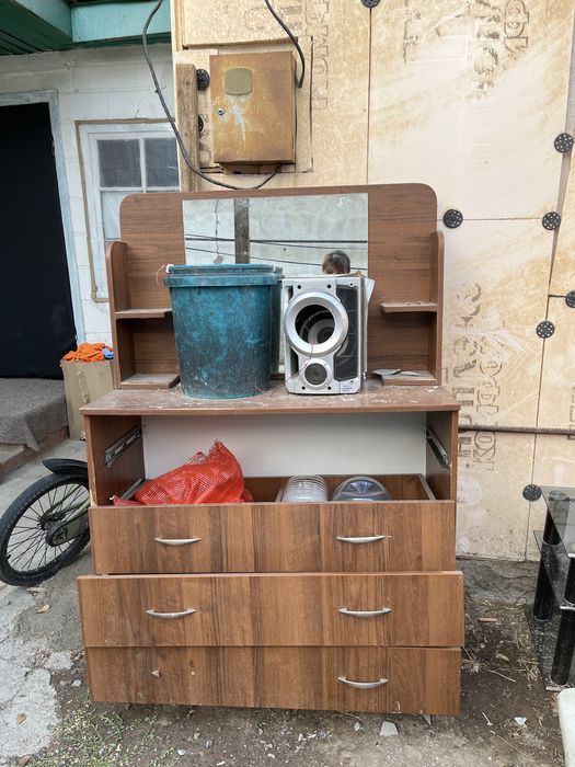 Отдам комод за одну плитку шоколада