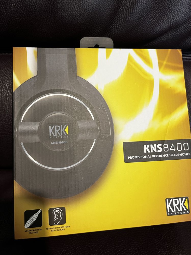 Студийни слушалки KRK 8400 Нови!