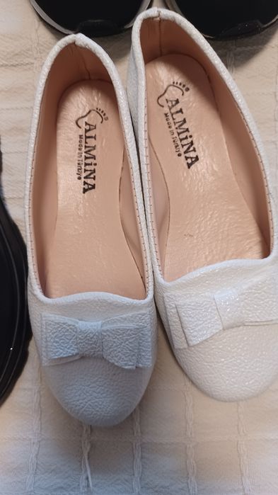 Детски обувки номер 33 и 34 момиче