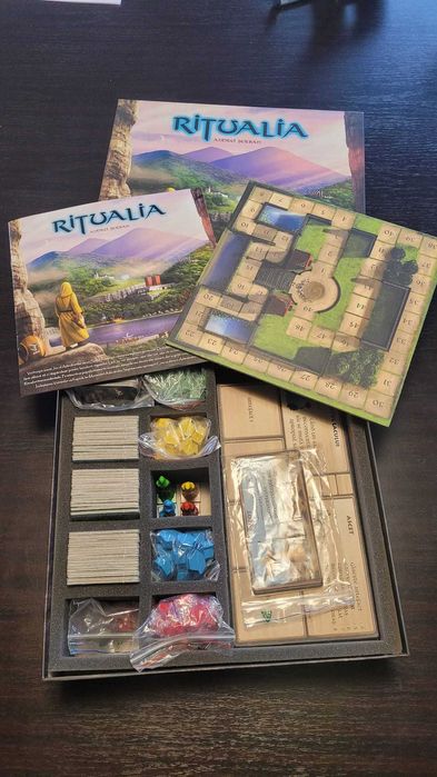 Ritualia joc de strategie tip board game