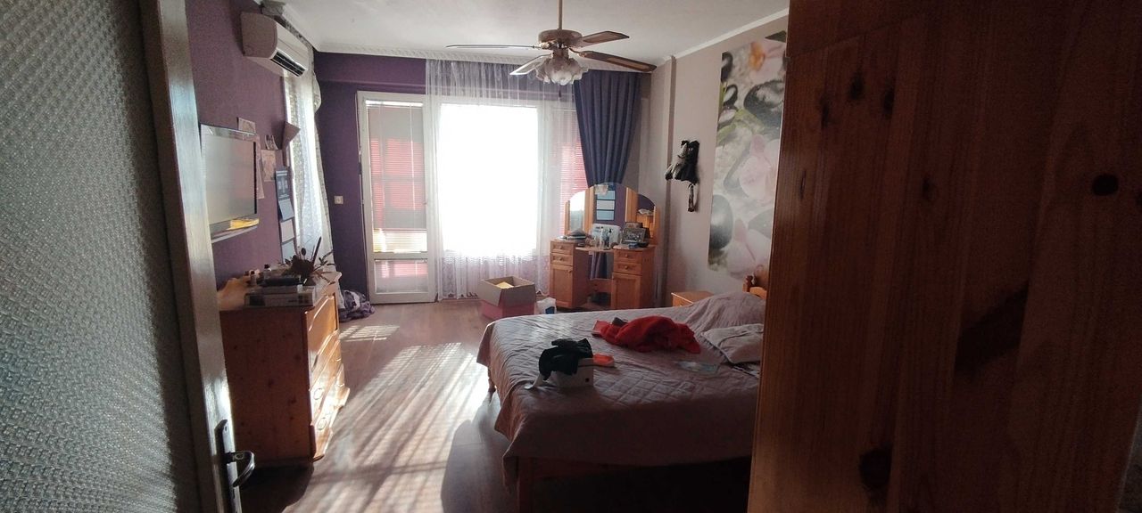 Продава се Двустаен апартамент в Разград, Орел - 80 кв.м за 918 €/кв.м - Снимка #2