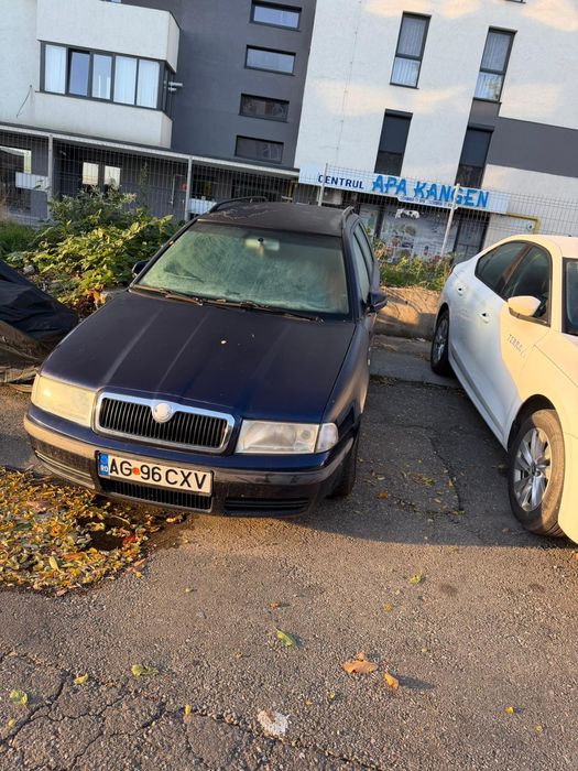 Skoda Octavia break An 2002
Motor 1.6 mpi
214 000 km reali
Masina este