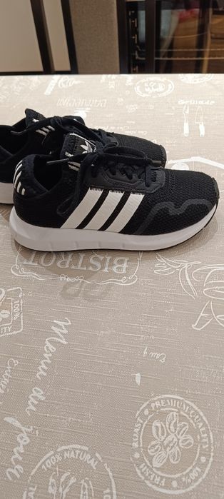 Adidas băieți 32