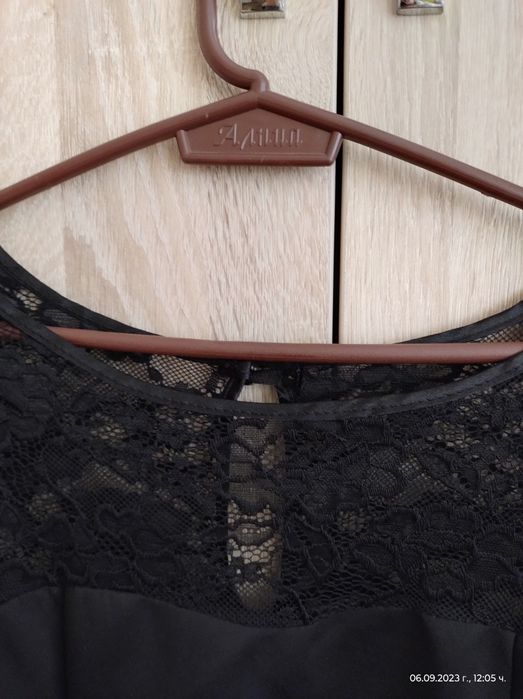 Дамска черна рокля