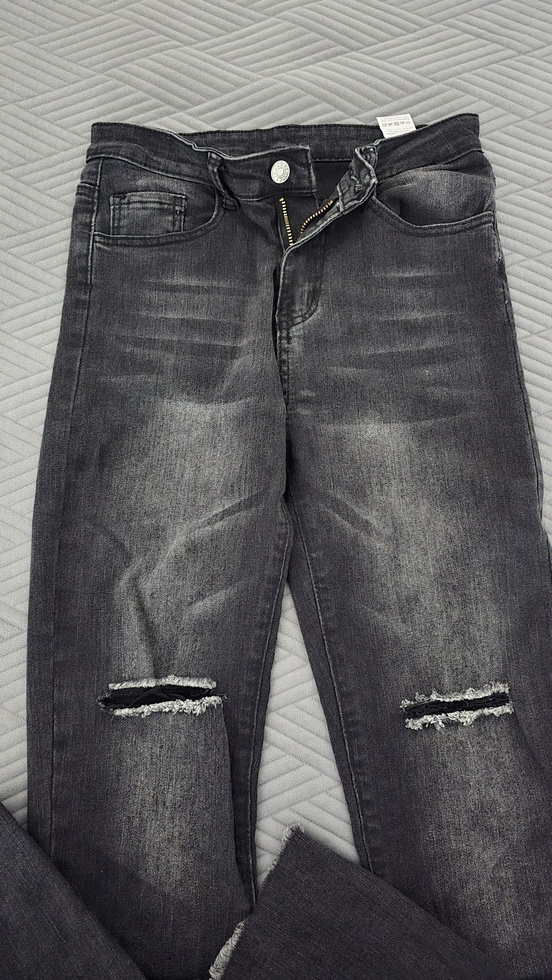 Blugi negri fit mărimea 34