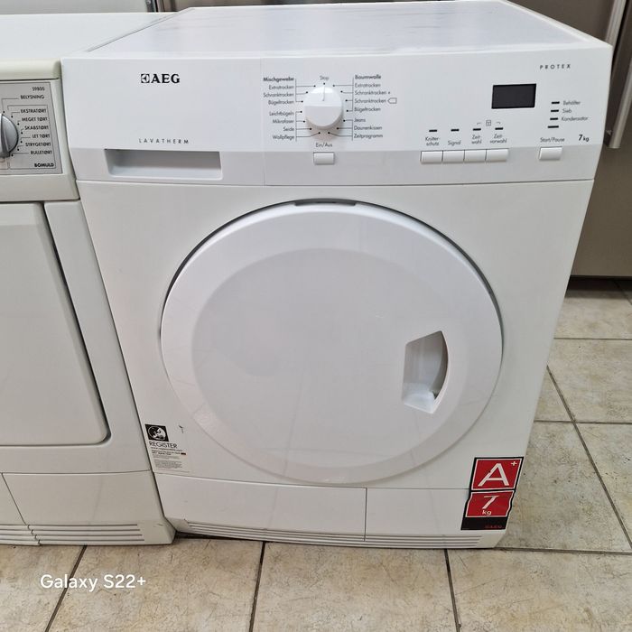 Кондензна сушилня с термопомпа 7кг А++ AEG