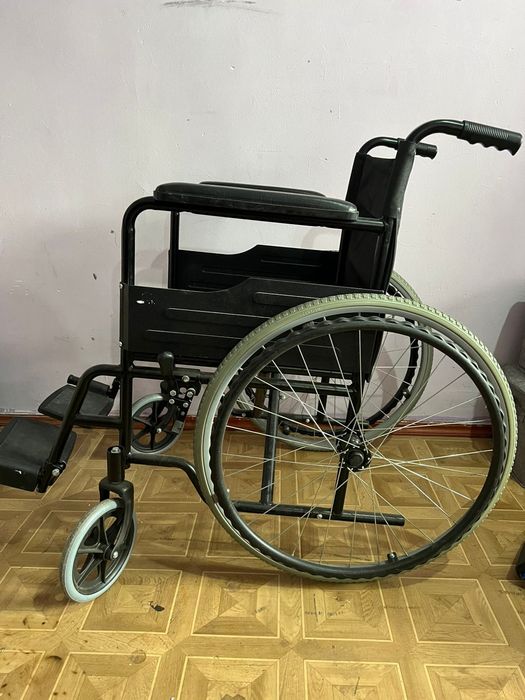 Инвалидная коляска