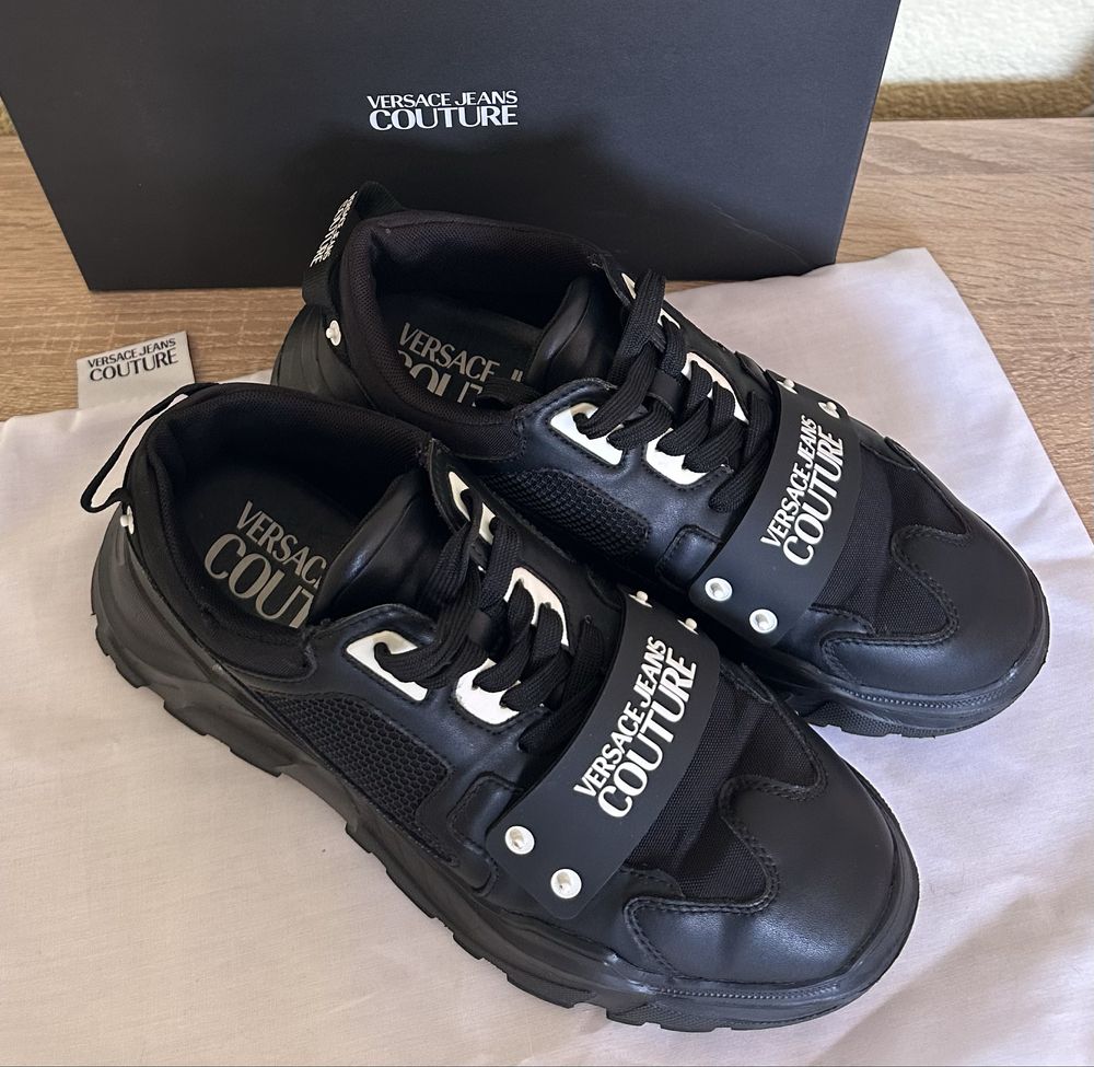 Мъжки обувки на Versace Jeans Couture