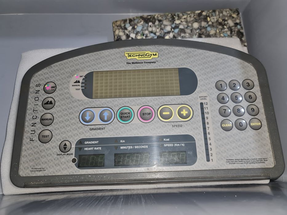 Display technogym run xt
