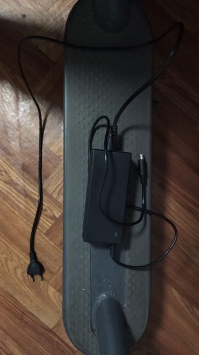 Самокат Ксиоми 365.