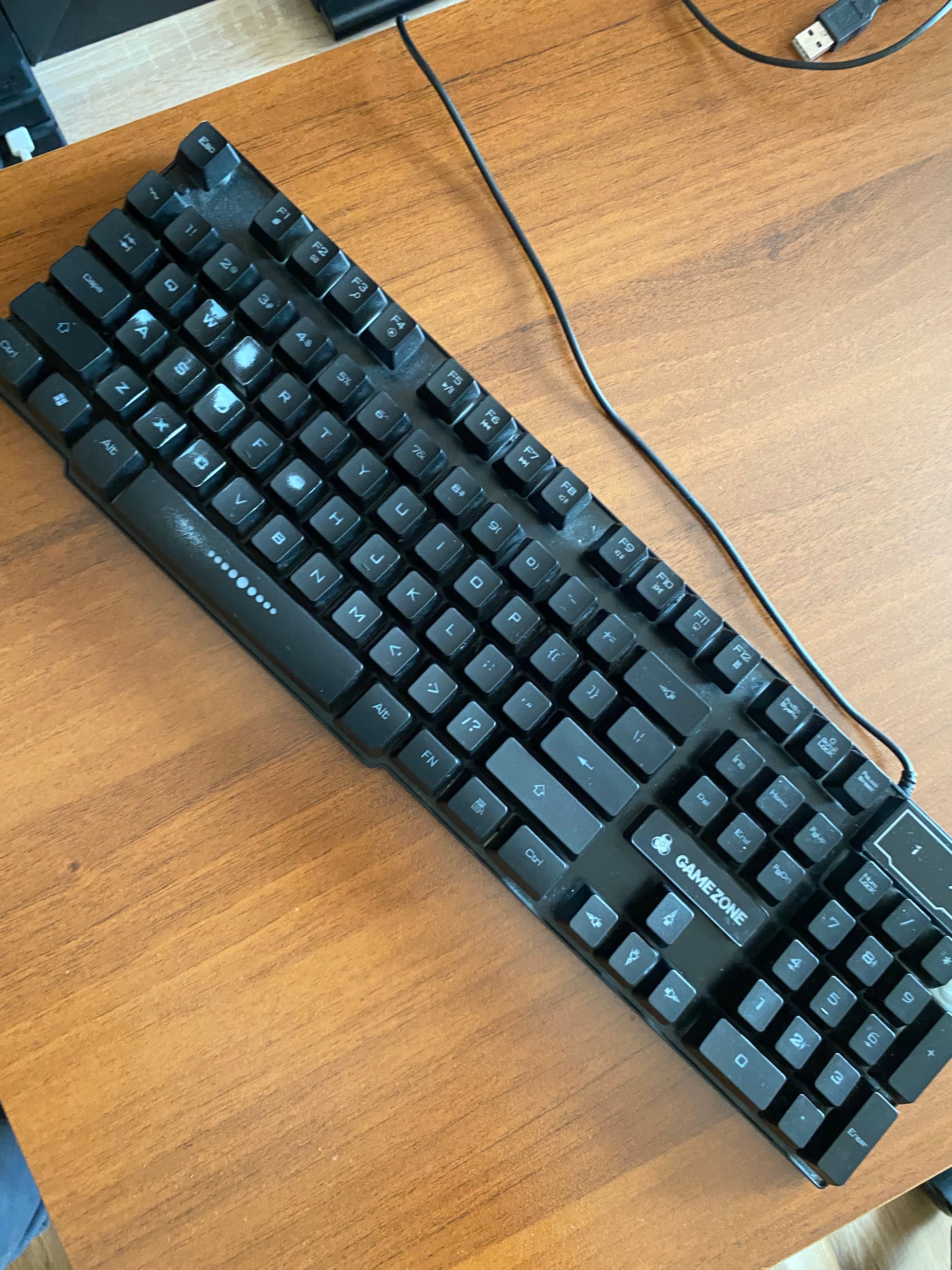 Клавиатура и мишка RGB