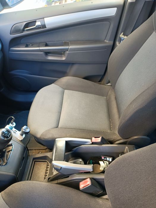 Vand Opel Zafira B 1.9 Diesel 7 locuri