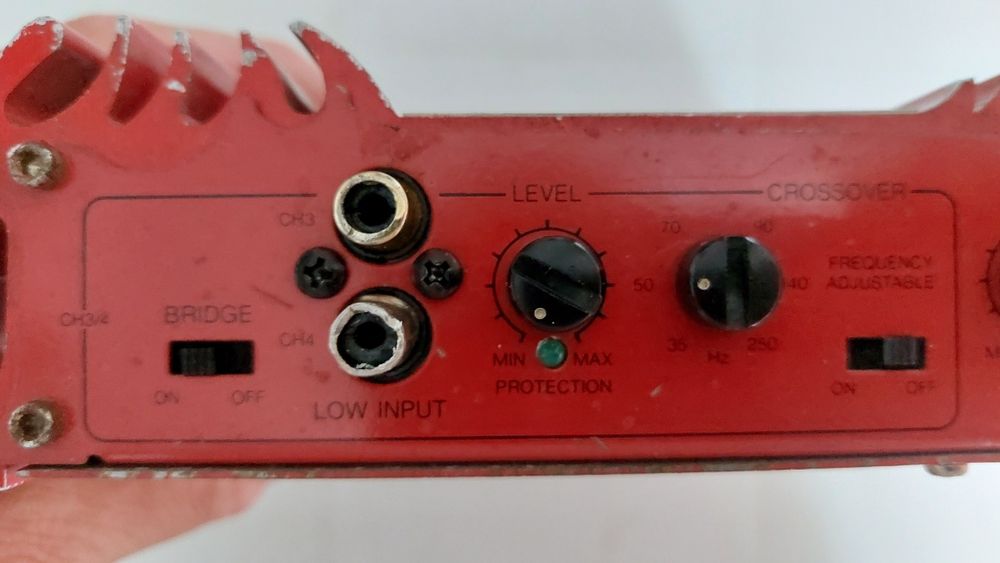 Amplificator auto RTO