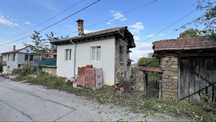 Продава къща с. Здравковец, област Габрово