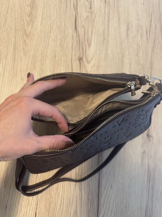 Кафява дамска чанта