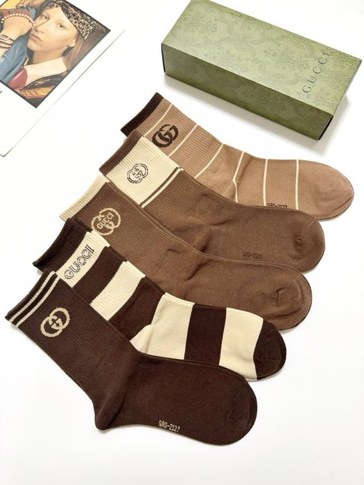 Дамски красиви чорапи