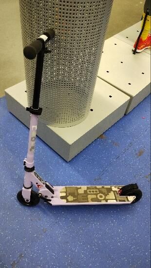 Trotinetă Mid1 Neon mov - produs resigilat - (SecondHand) Decathlon