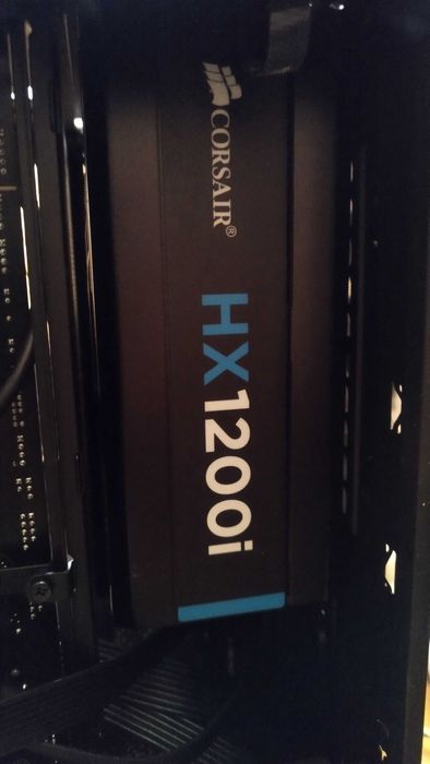 Sursă Corsair HX1200i modelul original, ATX 2.4
