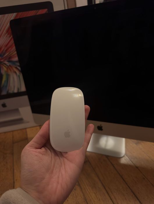Apple iMac 27” Retina 5K (2019) with the 1 TB Fusion