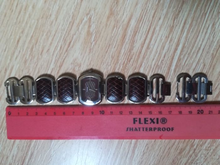 дамски часовник Fosil, Armani и DKNY