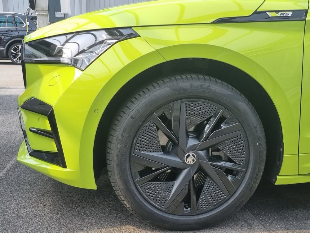 Skoda Enyaq оригинален таз за джанта 19