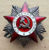 Значки и знаки периода СССР