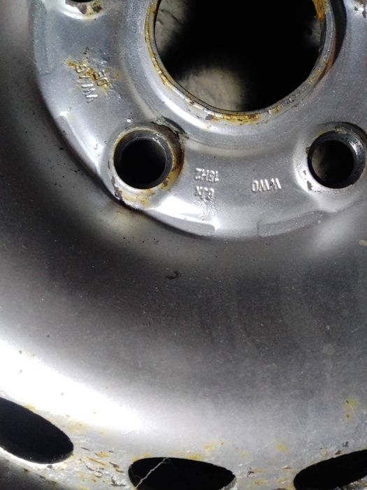 Vând jante passat b5.5