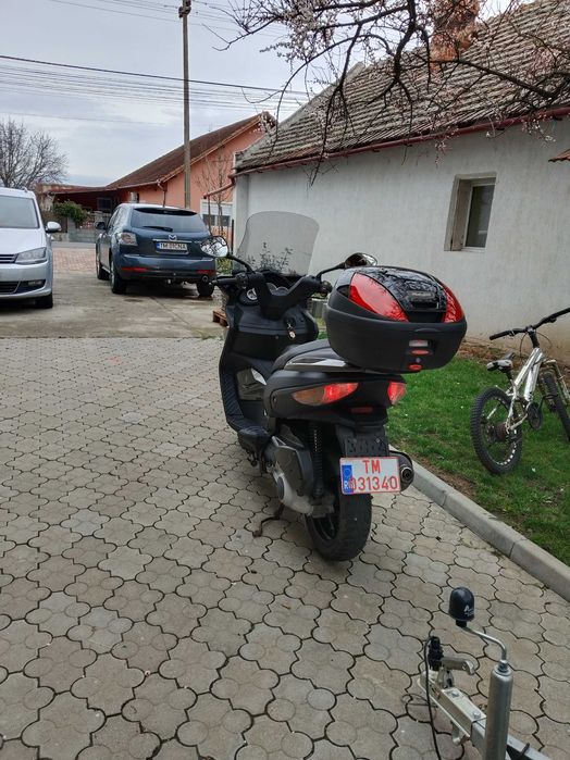 Malaguti Madison 3 din anul 2007, 250cc