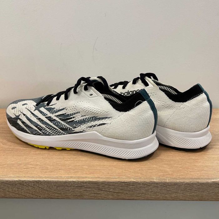 Мъжки New Balance 1500 V6 | размер 44 (10 US) | бегачки